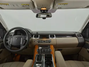 Land Rover  9