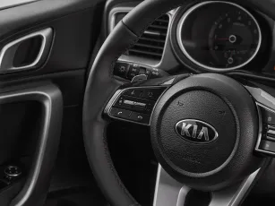 Kia  11