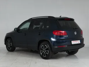 Volkswagen  4