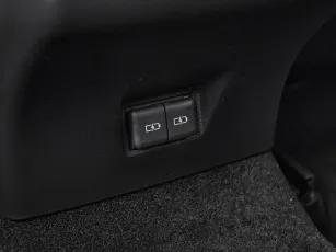 Toyota  23
