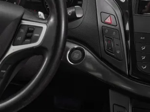 Hyundai  13