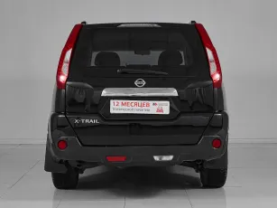 Nissan  5