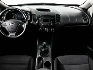 Kia  6