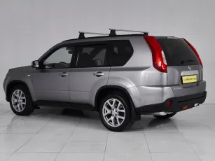 Nissan  4