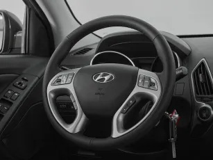 Hyundai  10