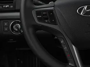 Hyundai  12