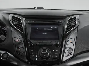 Hyundai  16