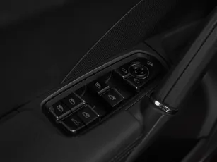 Porsche  16