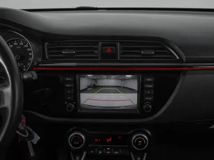 Kia  15