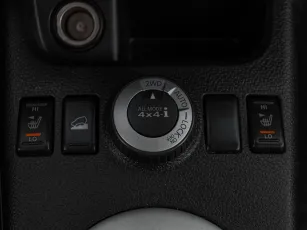 Nissan  18
