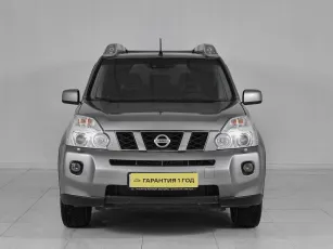Nissan  2