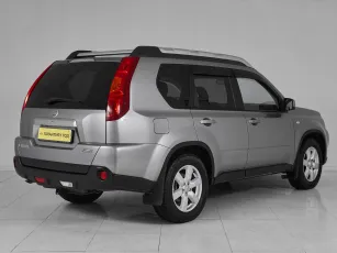 Nissan  6