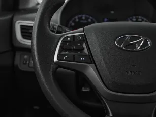 Hyundai  11