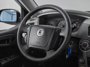 SsangYong  10