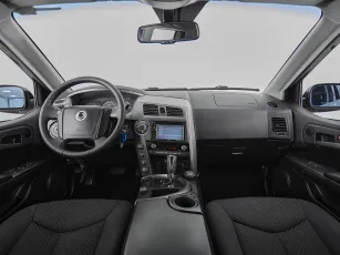 SsangYong  8