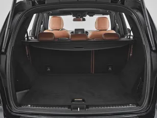 Mercedes-Benz  23