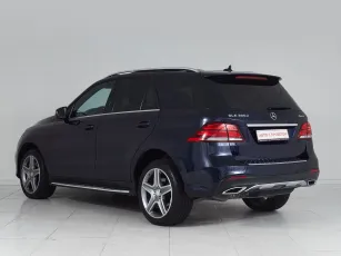 Mercedes-Benz  4