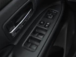 Mitsubishi  13