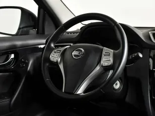 Nissan  11