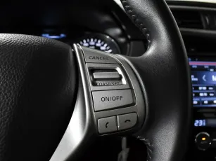 Nissan  12