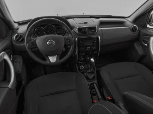 Nissan  7