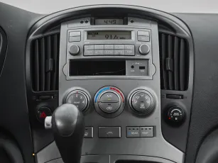 Hyundai  13