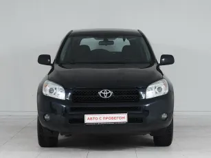 Toyota  2