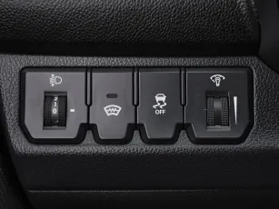 Kia  15