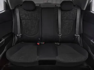 Kia  19