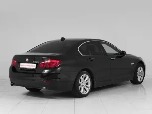 BMW  6