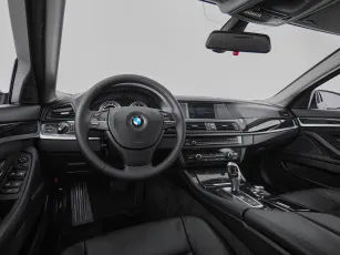 BMW  7
