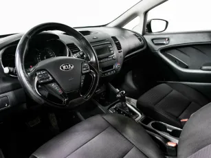 Kia  8