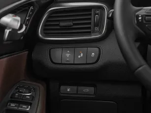Kia  15