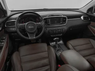 Kia  7