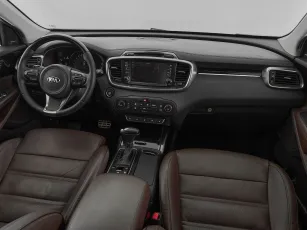 Kia  9