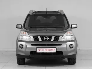 Nissan  2