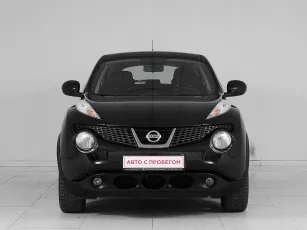 Nissan  2
