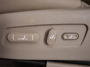 Kia  15