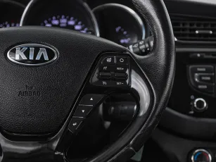 Kia  12