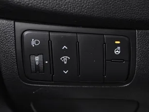 Kia  15