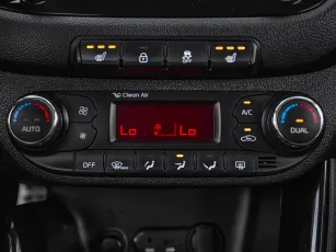 Kia  17
