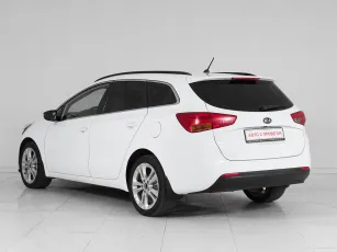 Kia  4