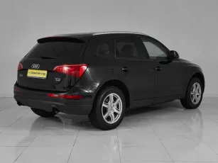Audi  6