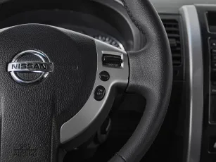 Nissan  13