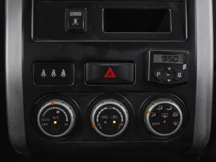Nissan  18