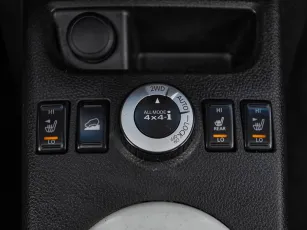 Nissan  19