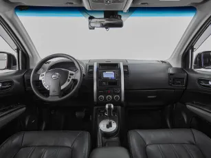 Nissan  9