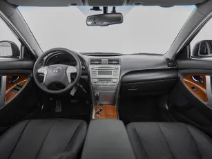 Toyota  8