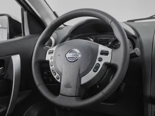 Nissan  11