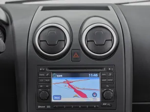 Nissan  16